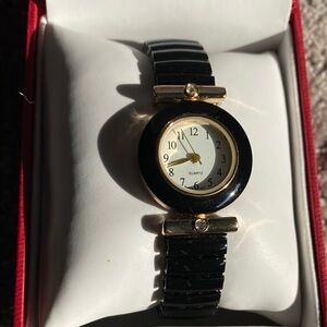 Ladies Quartz Watch